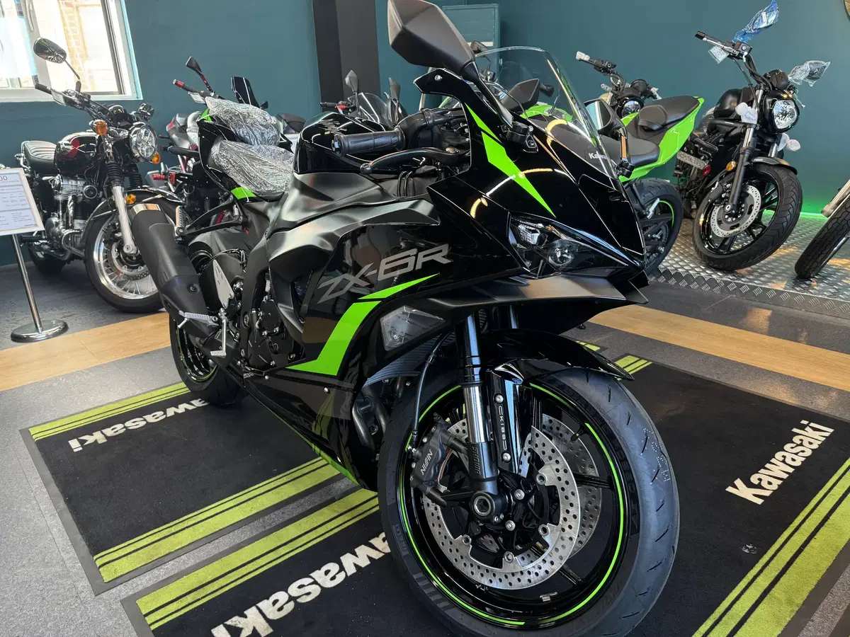 25년식 가와사키 ZX-6R 신차 판매